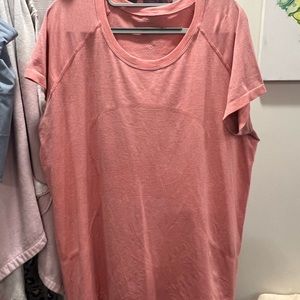 Lululemon Swiftly Tech Top Size 18 Color Peach